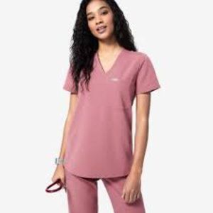 Figs Scrubs (size M)